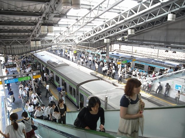 山手線田端駅。東京、新宿、渋谷、池袋と主要ターミナルへ直通。