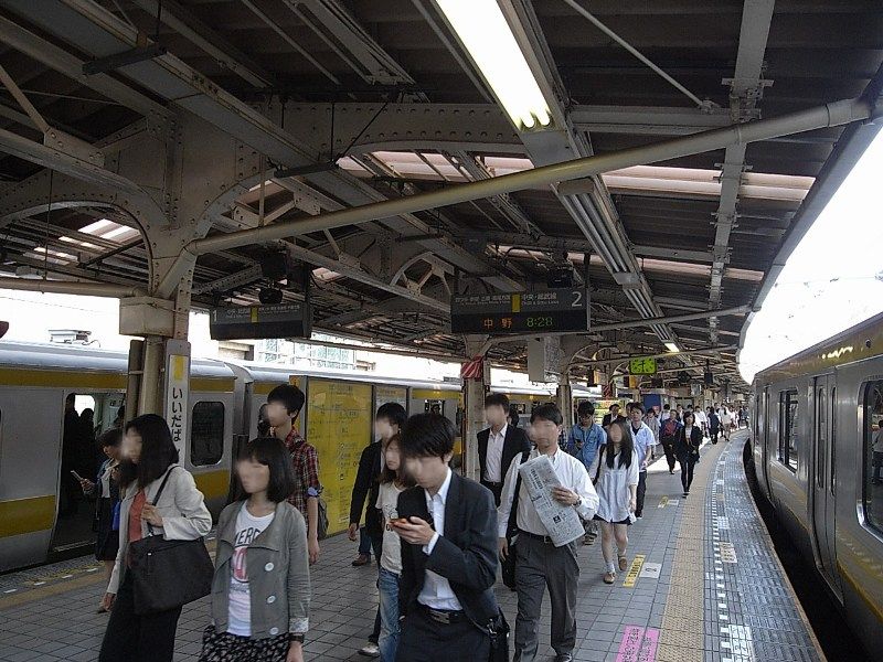 御茶ノ水駅、秋葉原駅、新宿駅とビッグターミナル駅にアクセスの良く、就活にも便利！